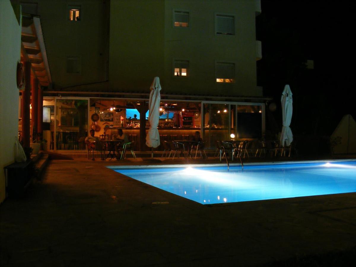 Australia Hotel Gazi Kültér fotó